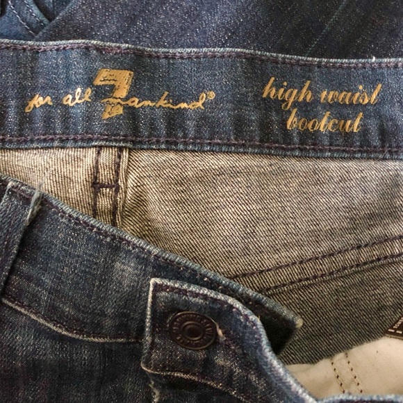 7 for all Mankind High Waisted Boot Jeans - Picture 7 of 10